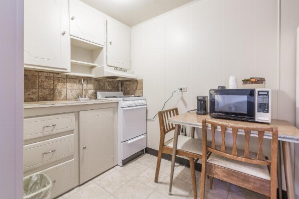 Dayton Motel image 28