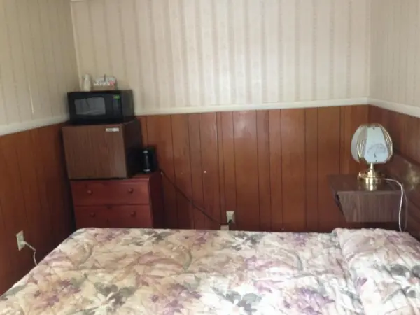 Dayton Motel 4